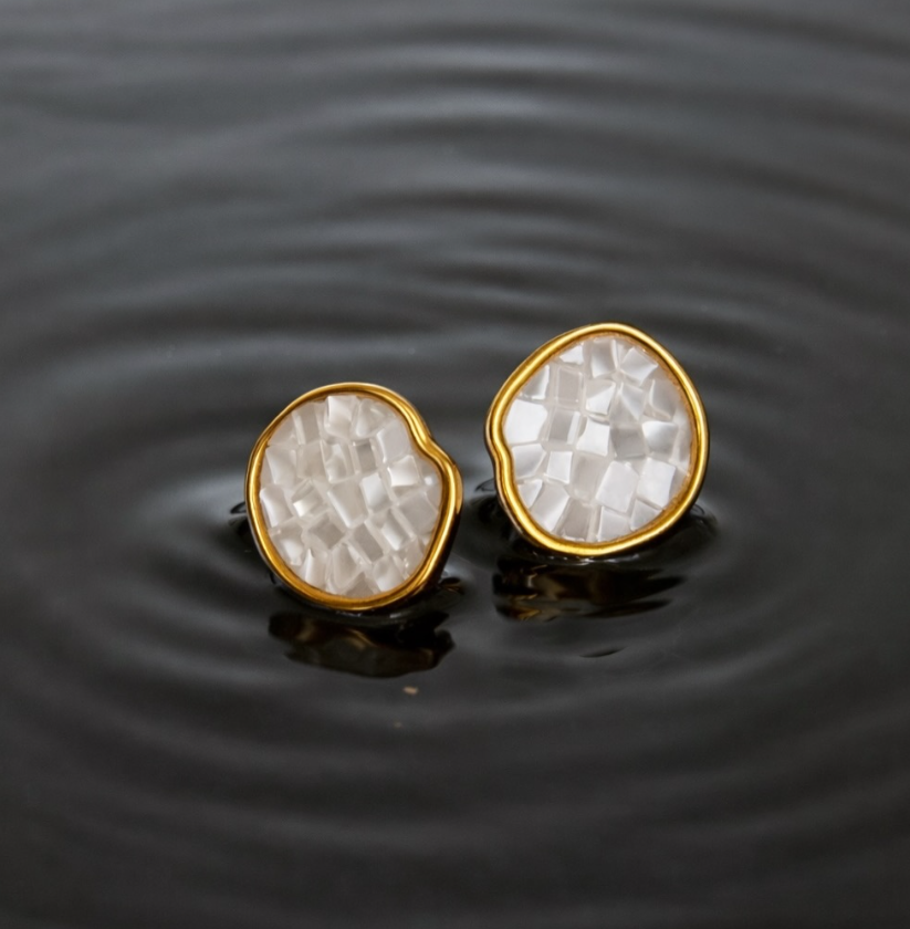 Brinco Lior em fotografia editorial